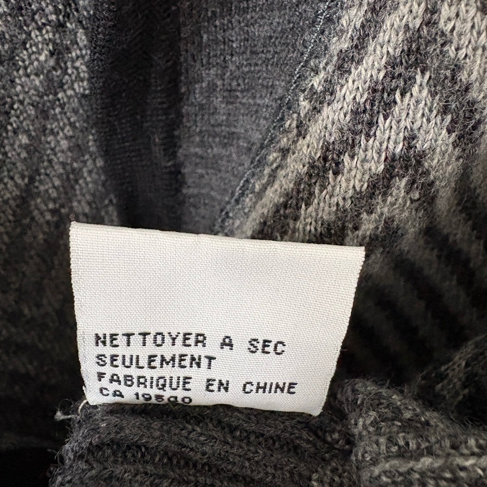 (15)Essentials Gray Chevron Cardigan - Picture 5 of 6